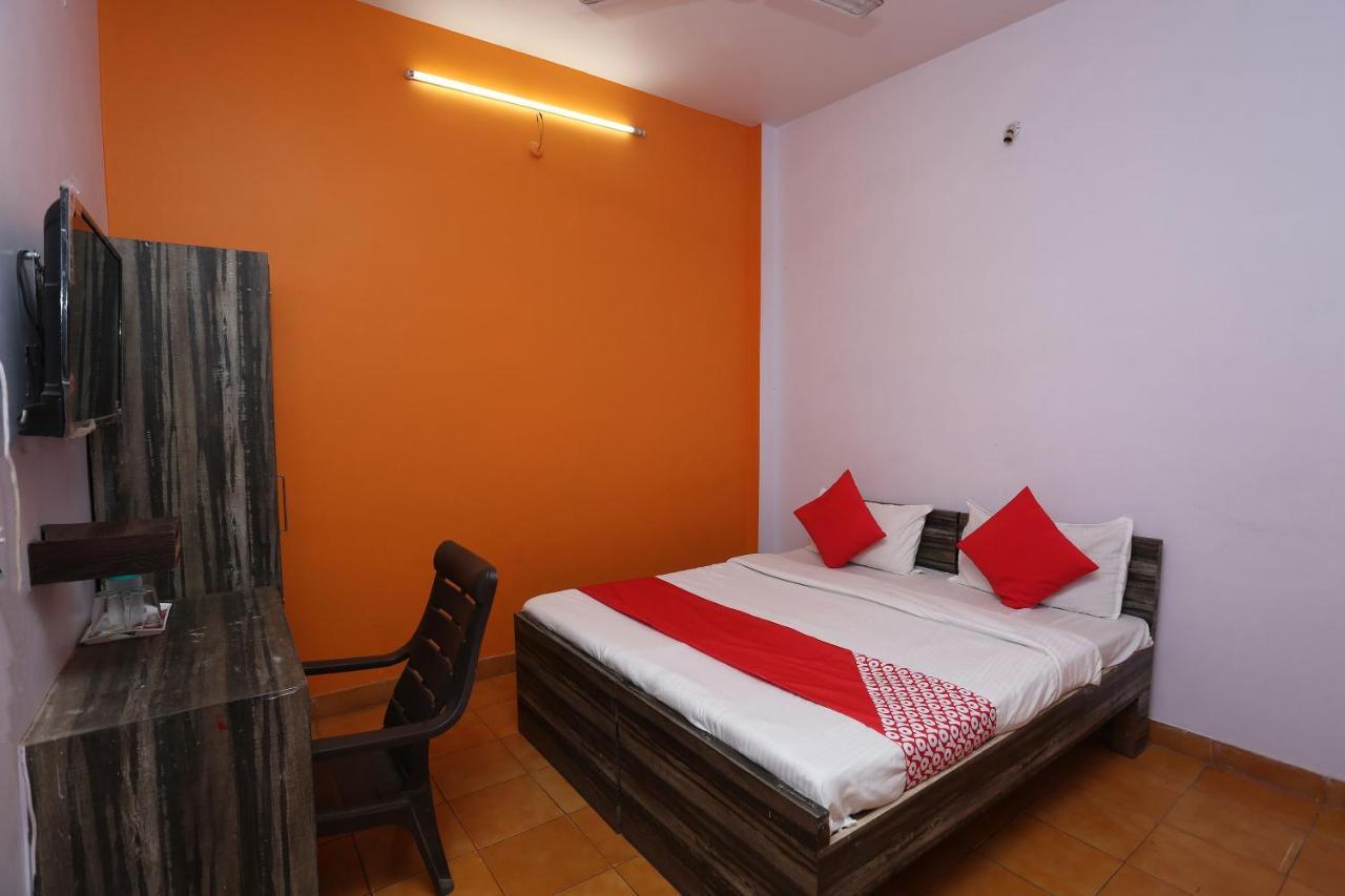 Oyo 37533 Hotel Ashirwad 贾巴尔普尔 外观 照片