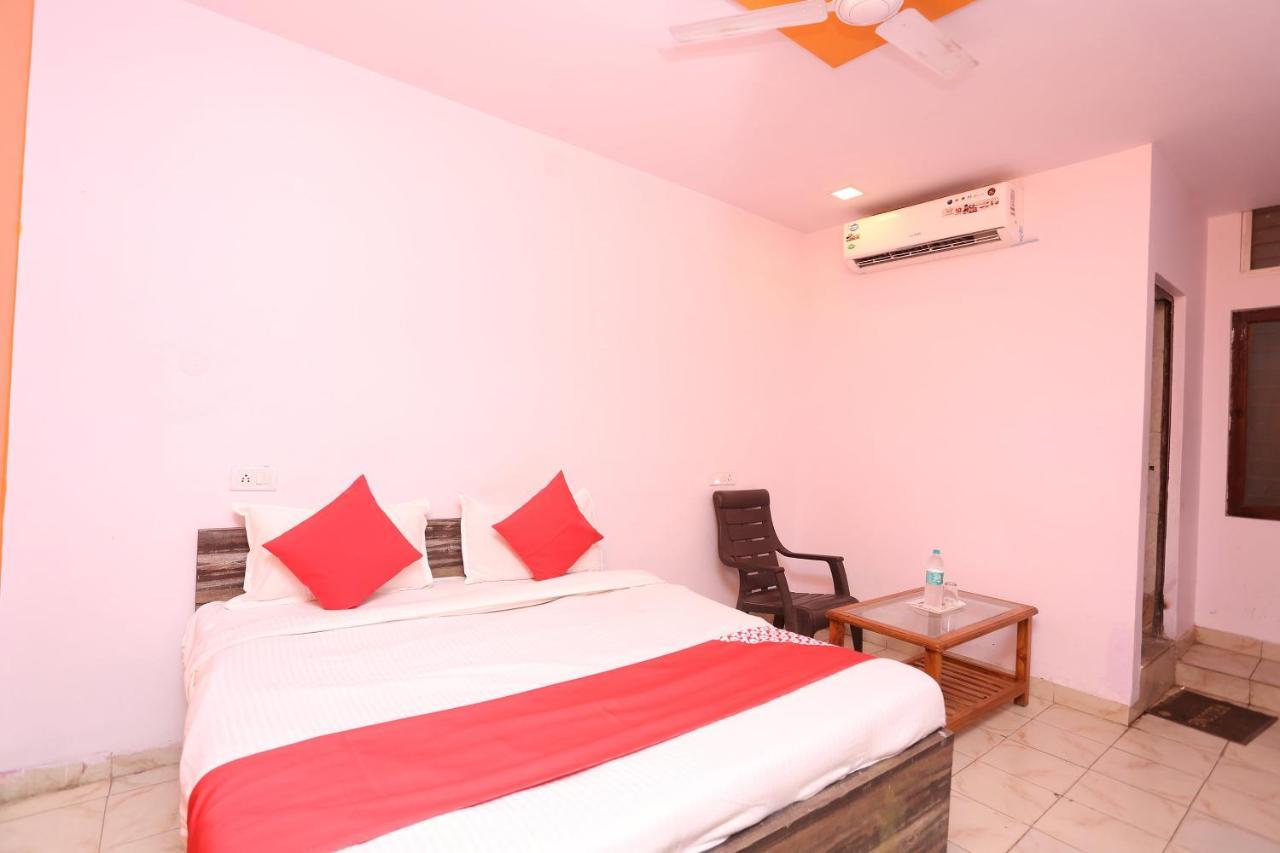Oyo 37533 Hotel Ashirwad 贾巴尔普尔 外观 照片