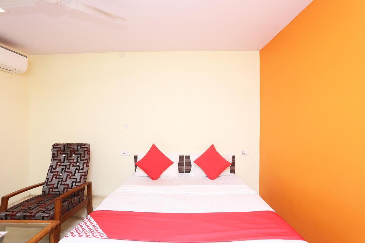 Oyo 37533 Hotel Ashirwad 贾巴尔普尔 外观 照片